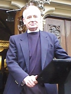 John Henley,Wardrobe: Church Vicar (Priest)